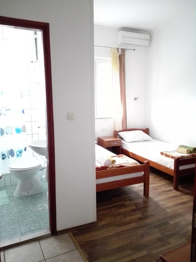Pansion Crnjac Međugorje Extérieur photo